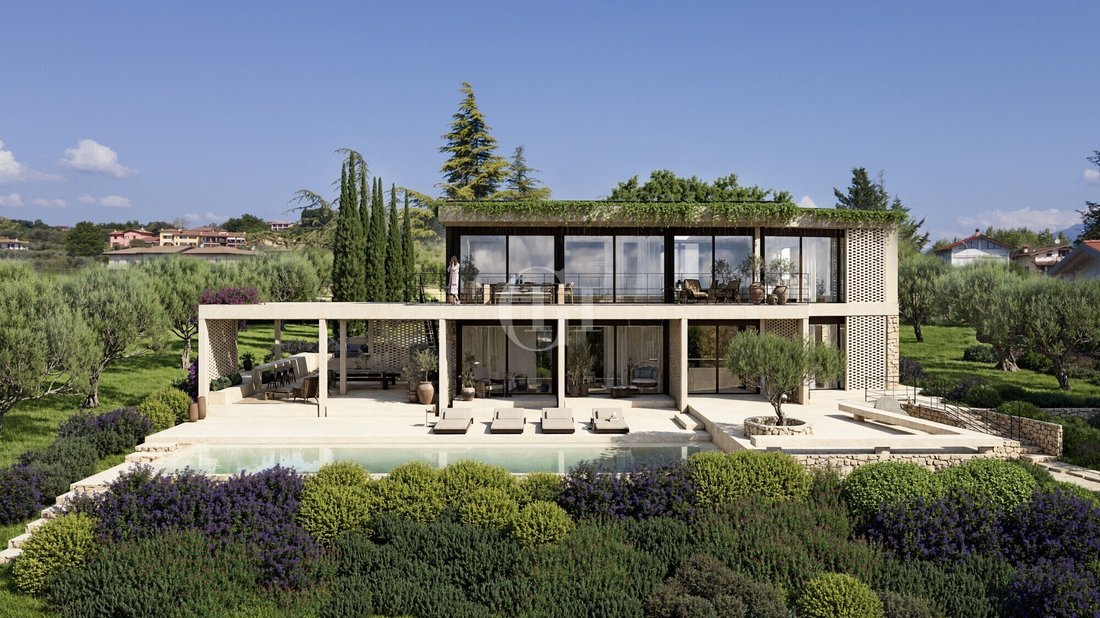 Villa in Moniga del Garda, Lombardy, Italy 1 - 17418315