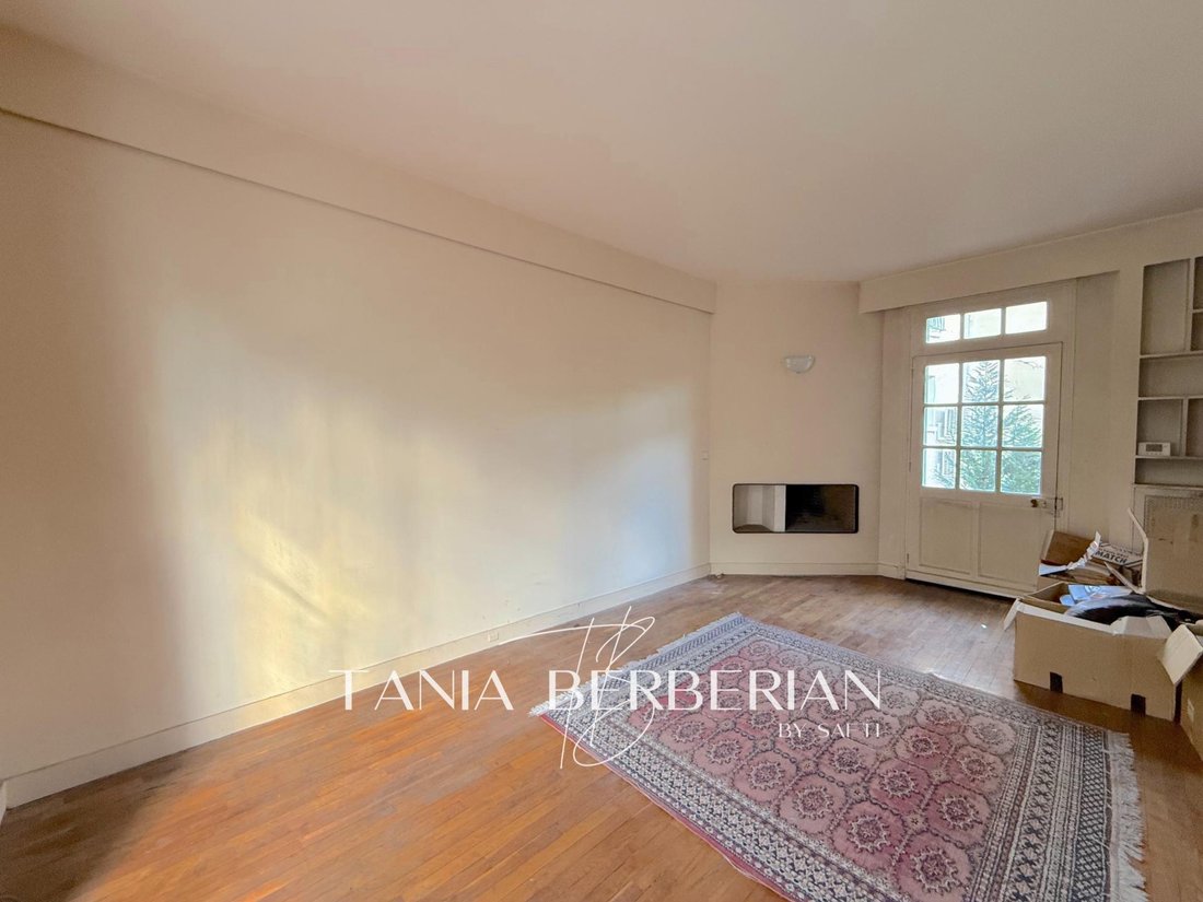 House in Plateau Ouest, Suresnes, France 4 - 17409333