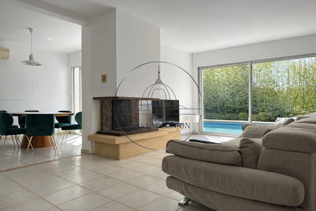Villa in Estanove, Montpellier, France 3 - 17412866