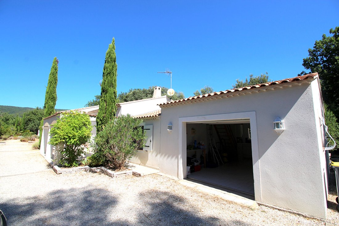 Villa in Garéoult, Provence-Alpes-Côte d'Azur, France 2 - 17414299