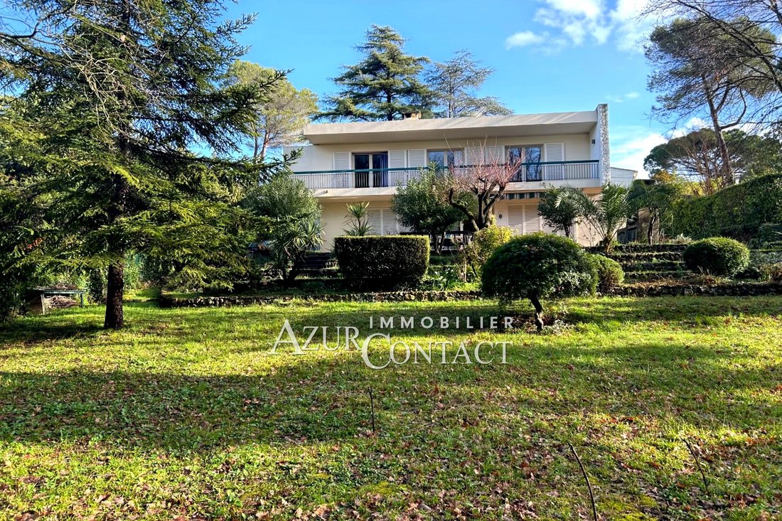 Villa in Mougins, Provence-Alpes-Côte d'Azur, France 5 - 17388452