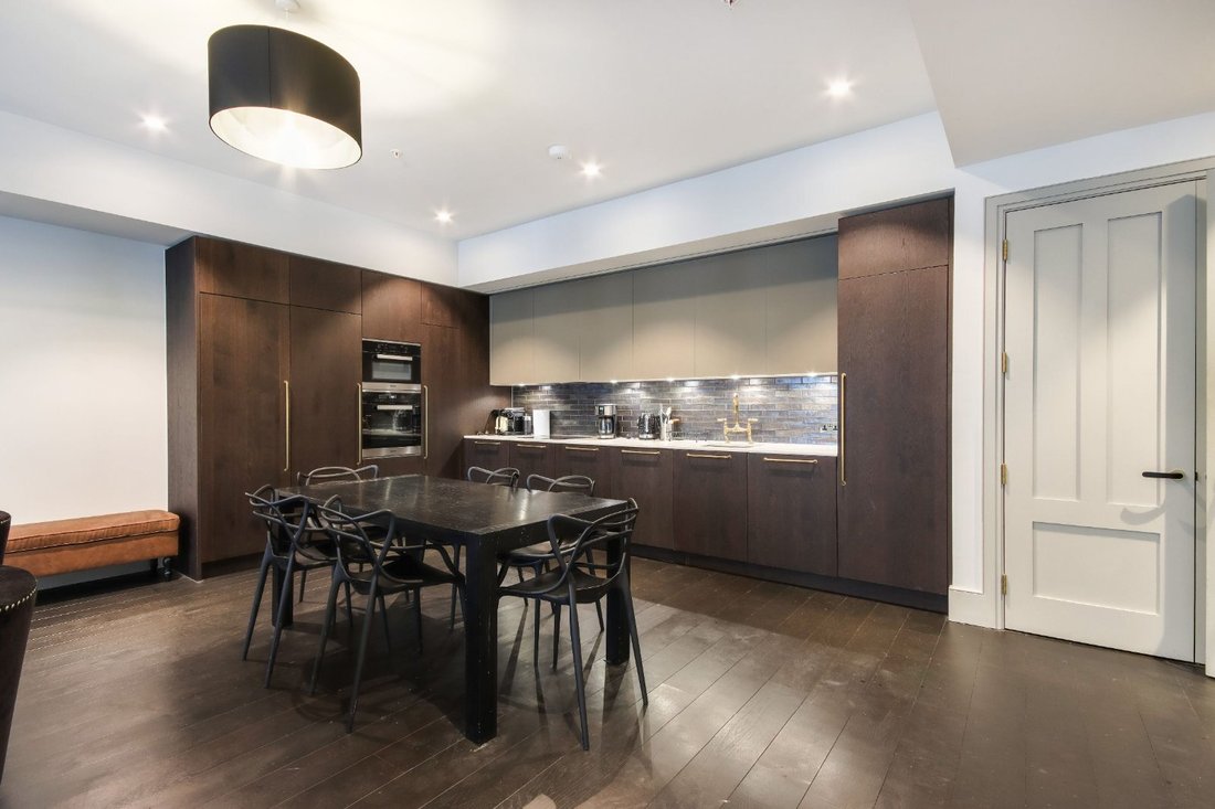 Apartment in Pimlico, Westminster, England 3 - 17408182