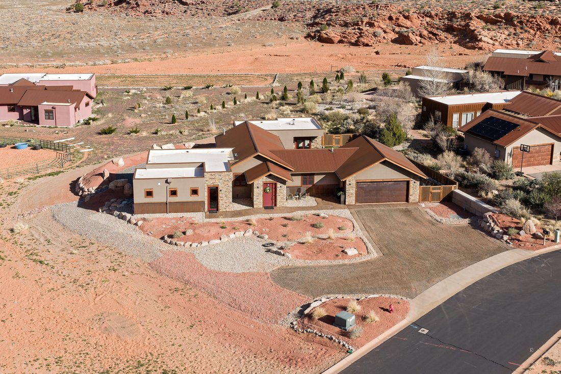 House in Moab, Utah, United States 2 - 17417260