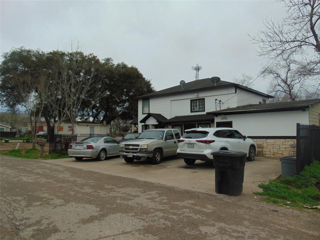 House in Houston, Texas, United States 2 - 17210439