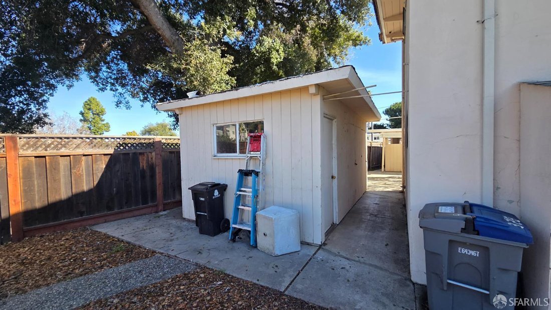 Mountain View, California, United States 2 - 17418287