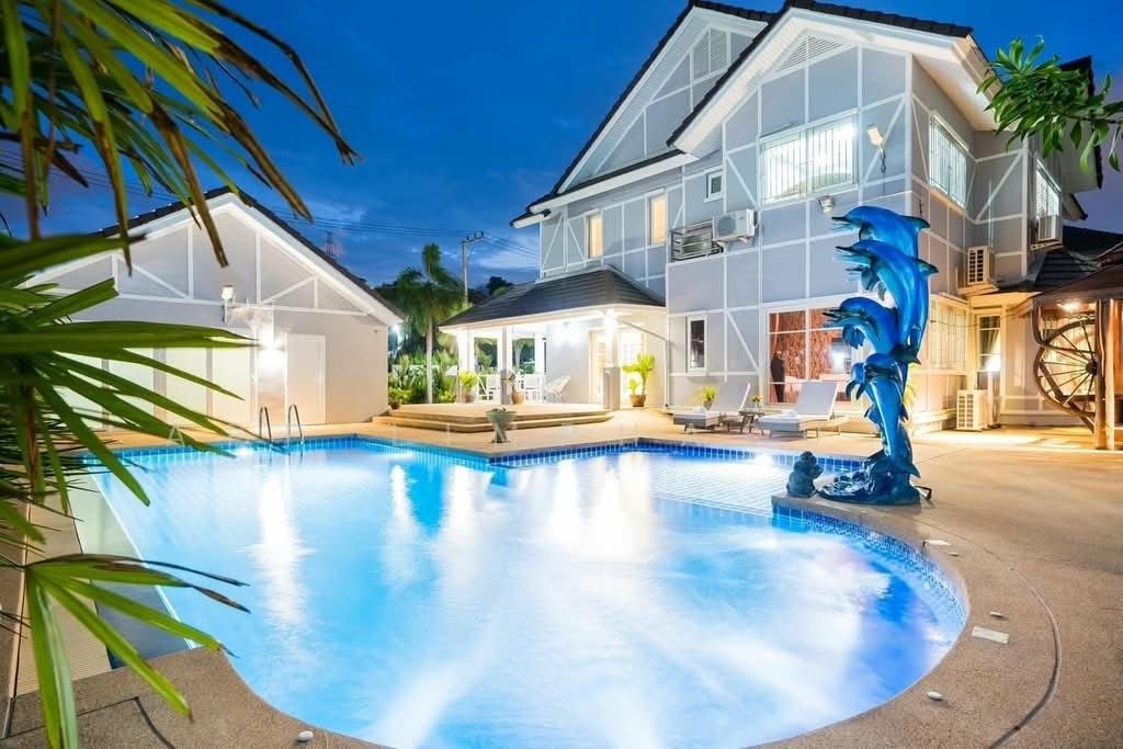 Villa in Pattaya City, Chon Buri, Thailand 1 - 17408916