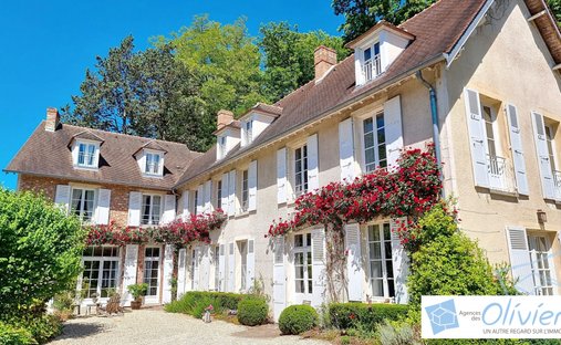 House in La Celle-les-Bordes, Ile-de-France, France 1