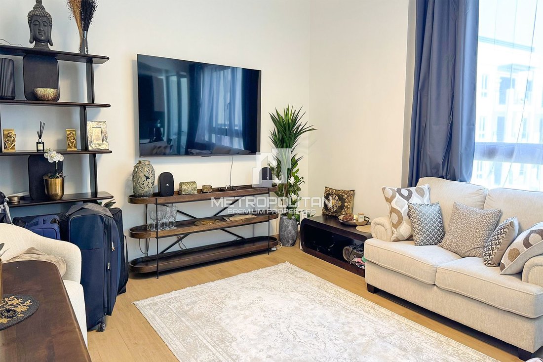 Apartment in Jumeirah, Dubai, United Arab Emirates 1 - 17415262