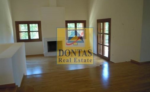 House in Kifisia, Attica, Greece 1