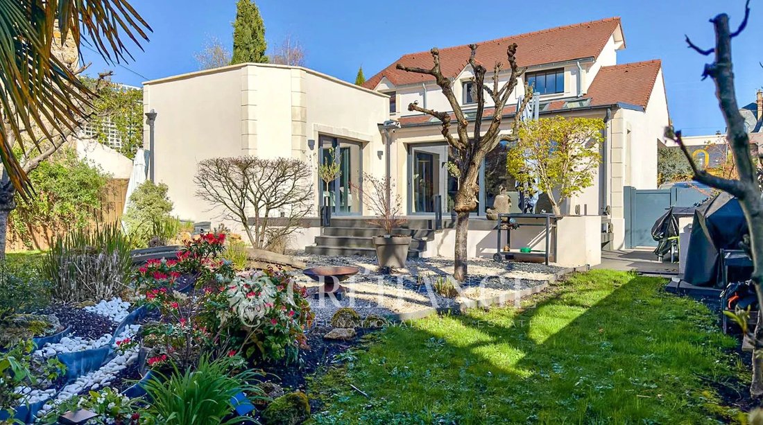 House in Le Chesnay, Le Chesnay-Rocquencourt, France 2 - 17419760