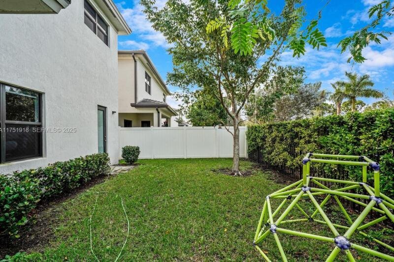 House in Miramar, Florida, United States 5 - 17413872