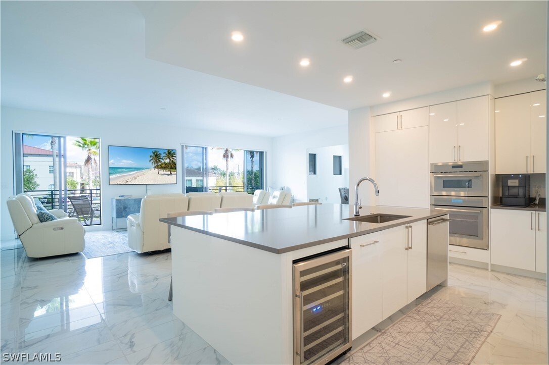 Condo in Naples, Florida, United States 3 - 17413579
