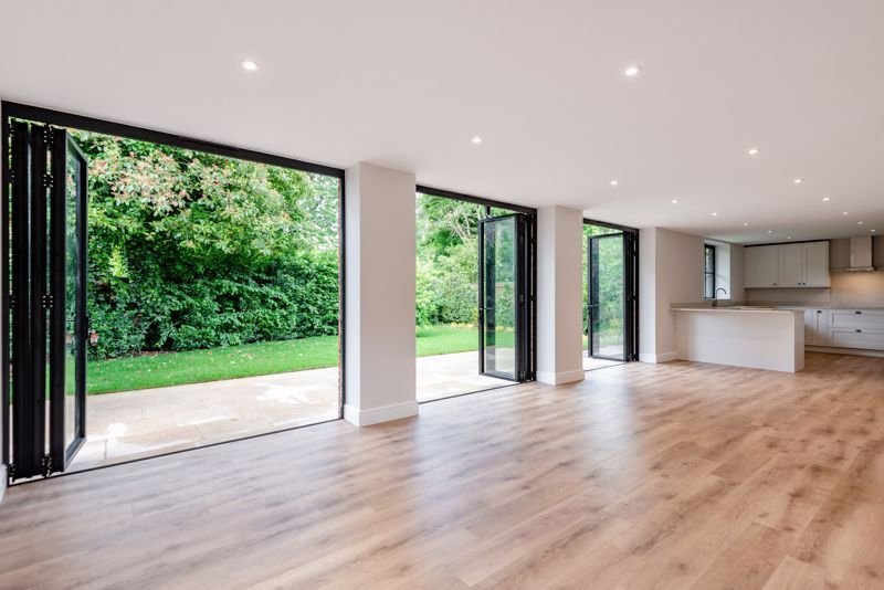 House in Newlands Corner, Guildford, England 2 - 17409697