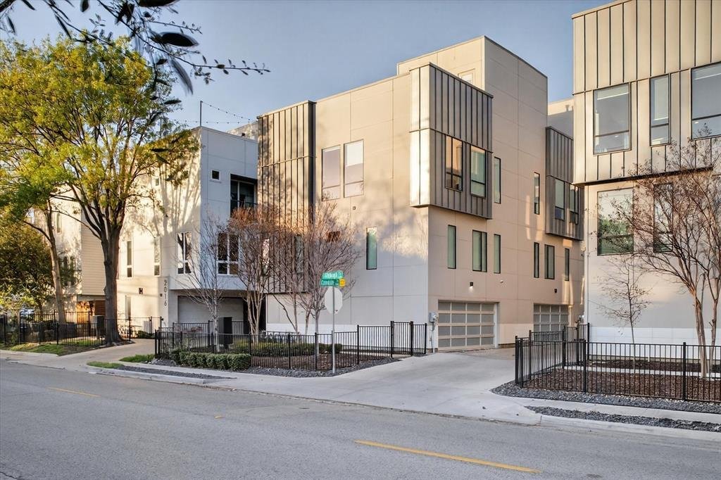 Townhouse in Dallas, Texas, United States 5 - 17415941