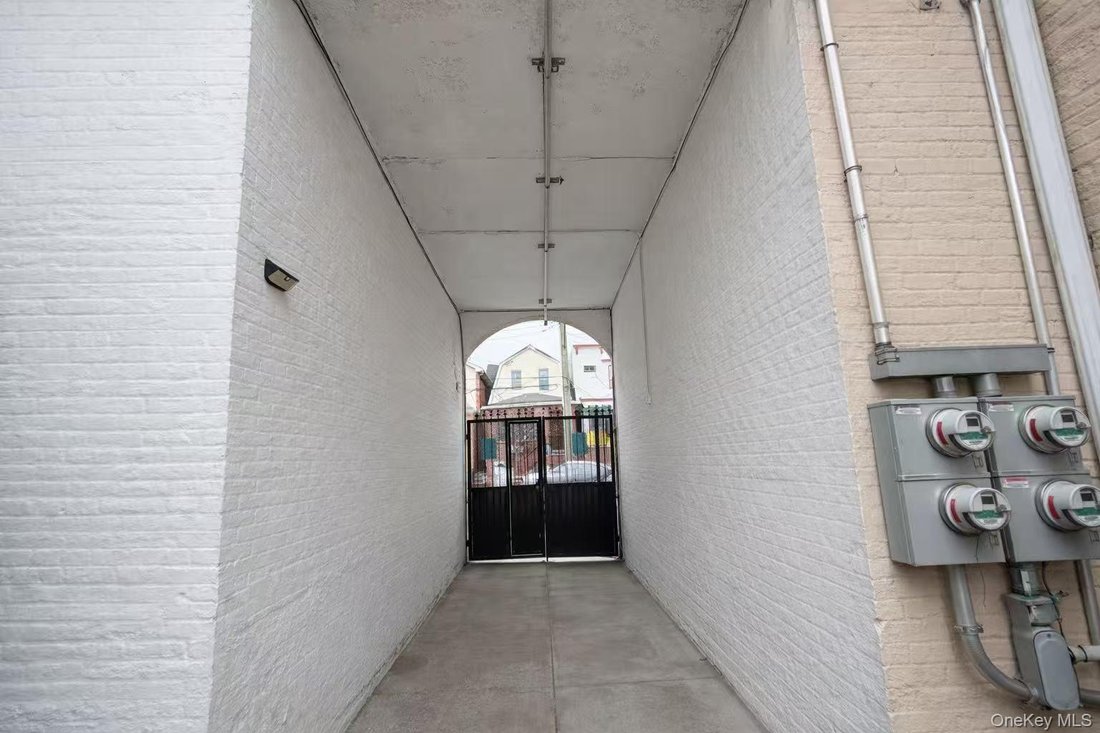 Apartment in New York, New York, United States 3 - 17410237