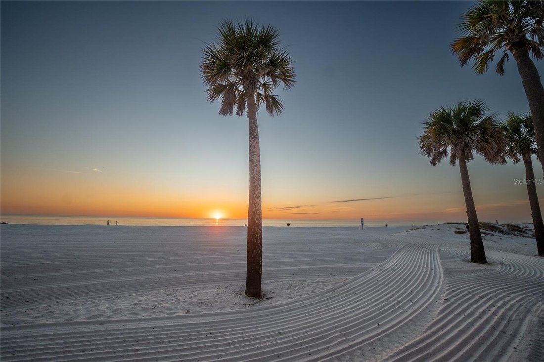 House in Madeira Beach, Florida, United States 3 - 17417280