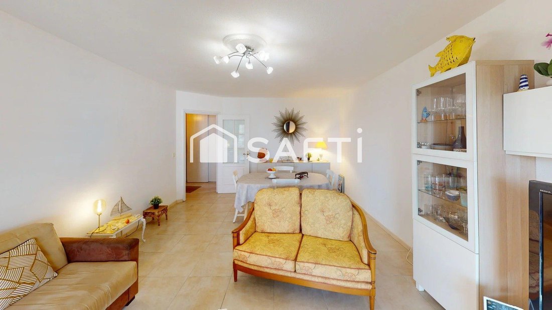 Apartment in Frejus, Provence-Alpes-Côte d'Azur, France 2 - 17409271