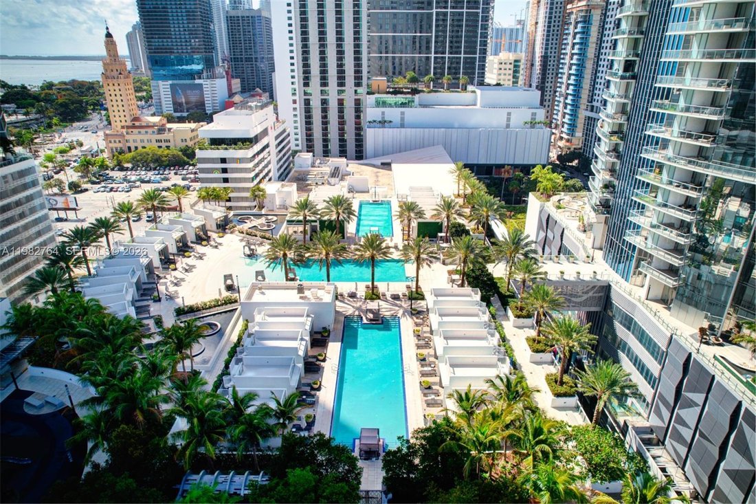 Condo in Miami, Florida, United States 3 - 17415880