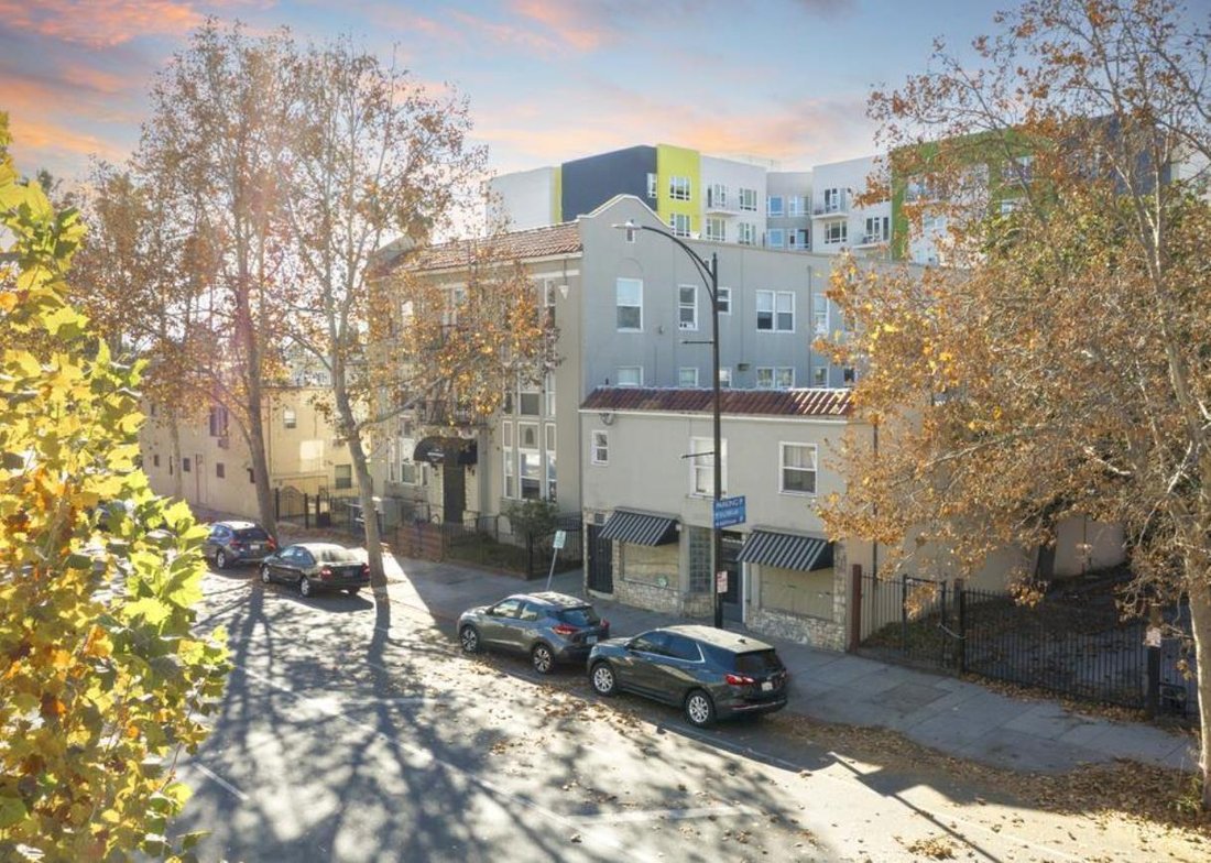 San Jose, California, United States 3 - 17410046