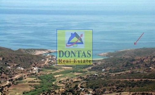 Terrain en Andros, Aegean, Grèce 1