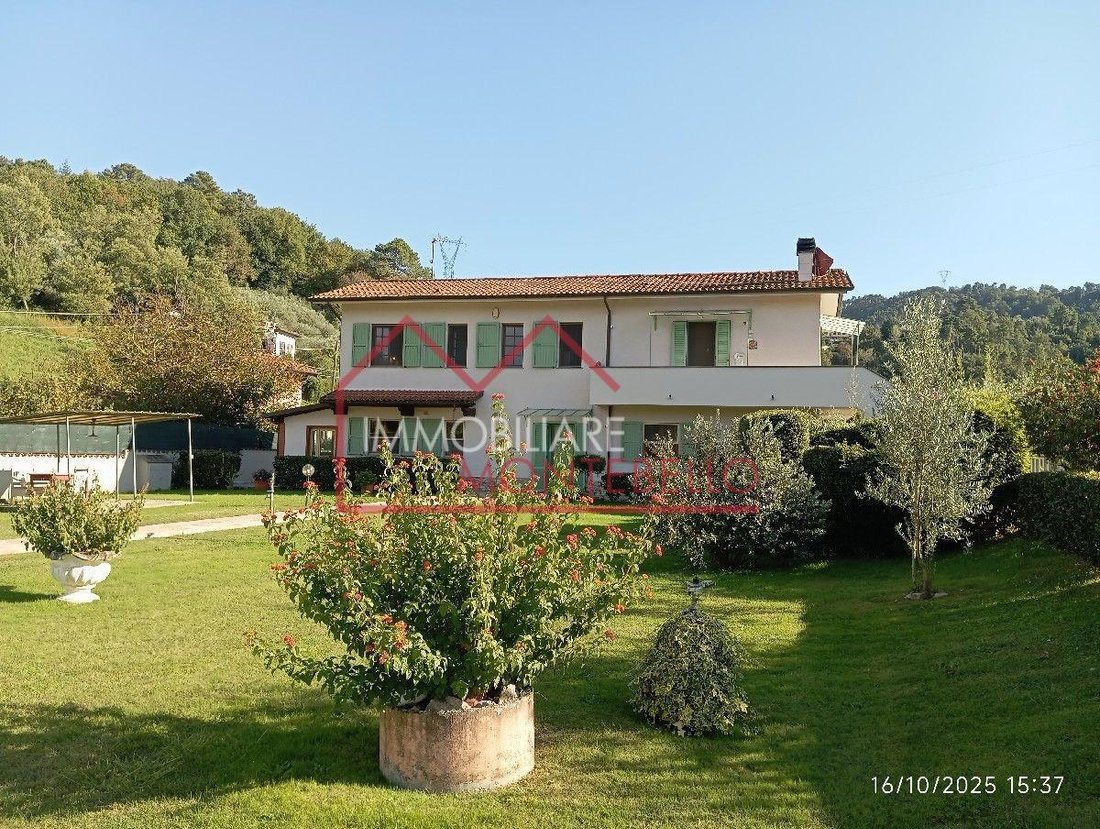 Villa in Camaiore, Tuscany, Italy 1 - 17410982