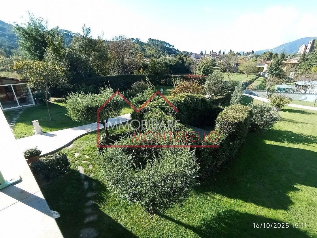 Villa in Camaiore, Tuscany, Italy 3 - 17410982