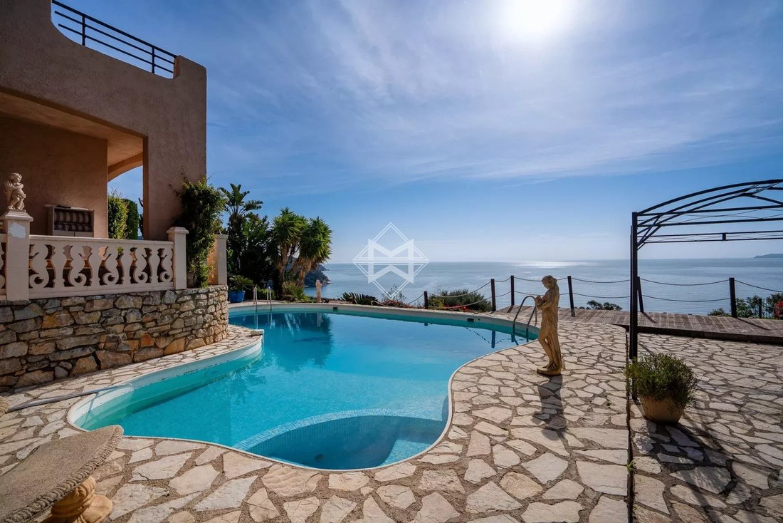 Villa in French Riviera, Provence-Alpes-Côte d'Azur, France 5 - 17408581