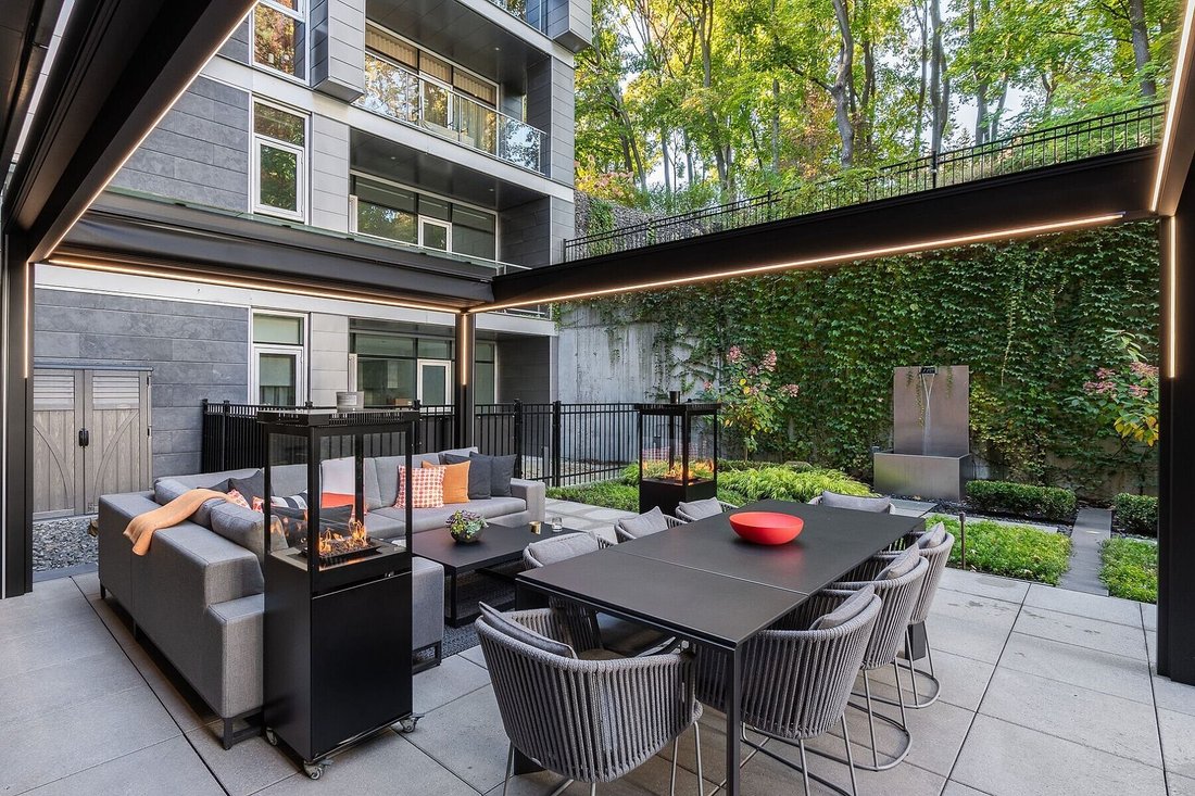 Condo in Montreal, Quebec, Canada 3 - 17409515