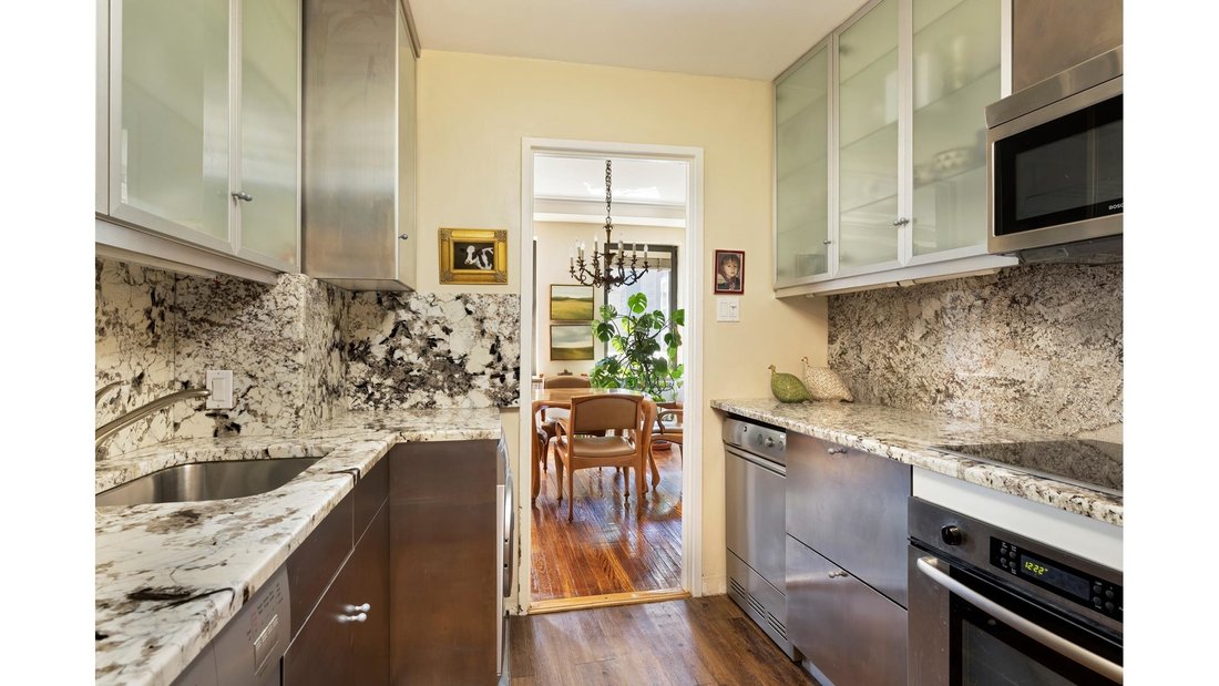 Co Op in New York, New York, United States 3 - 17416298