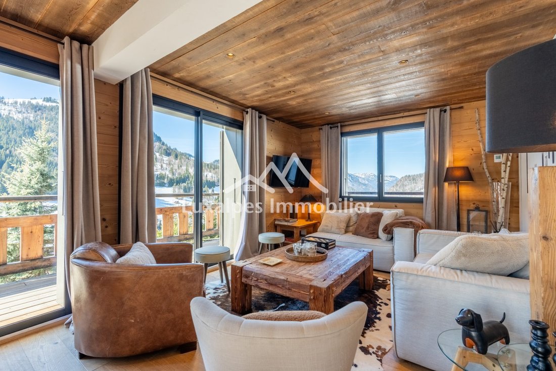 Chalet in La Clusaz, Auvergne-Rhône-Alpes, France 1 - 17412947