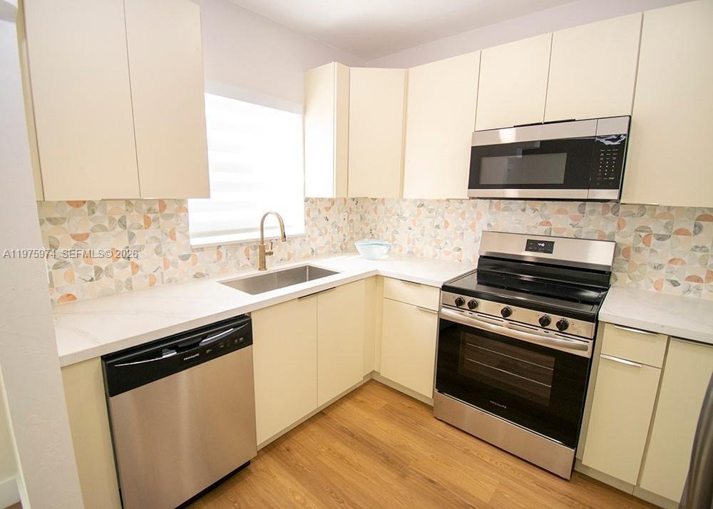 House in Miami, Florida, United States 5 - 17333959