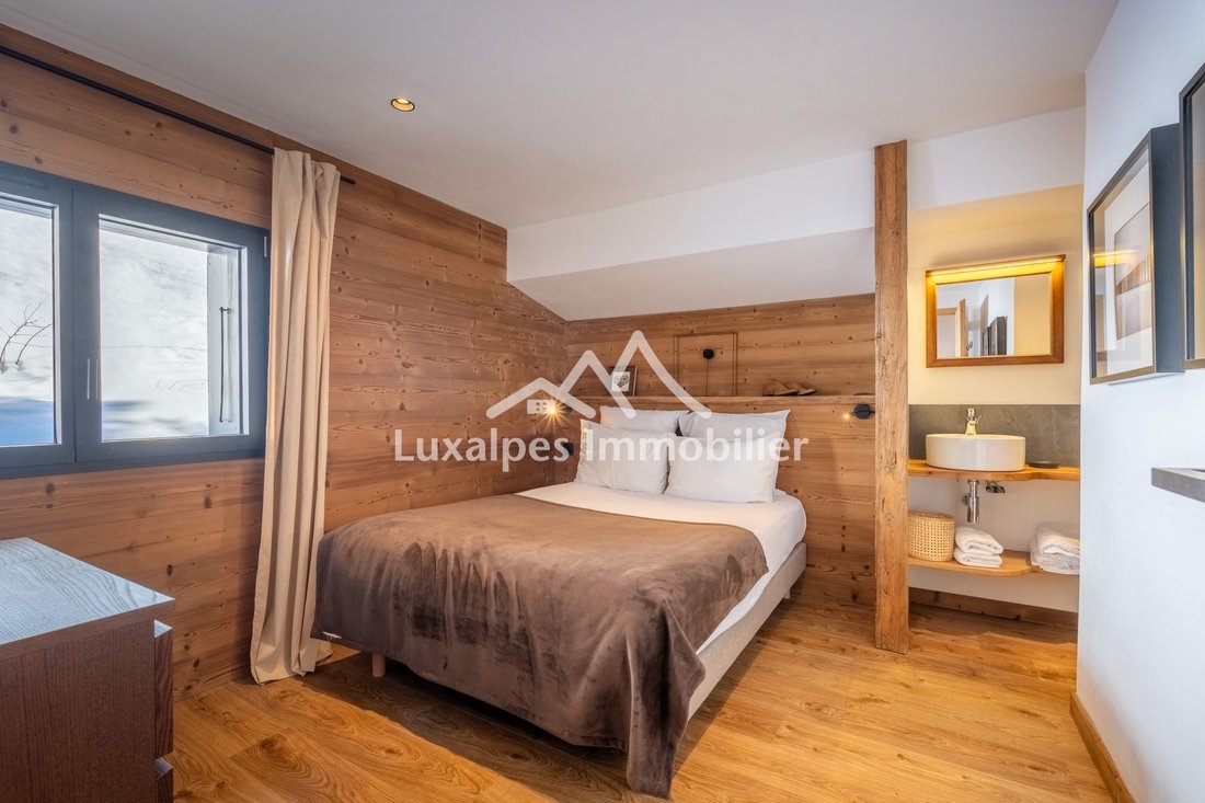 Chalet in La Clusaz, Auvergne-Rhône-Alpes, France 5 - 17412947