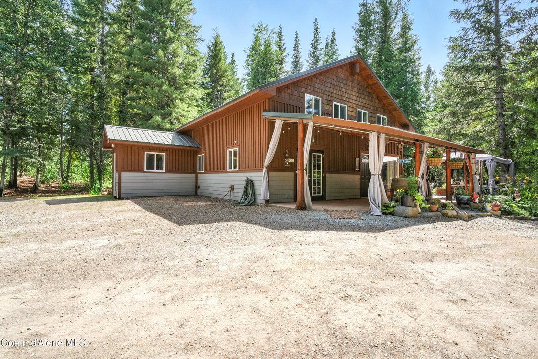 House in Sandpoint, Idaho, United States 3 - 17409474