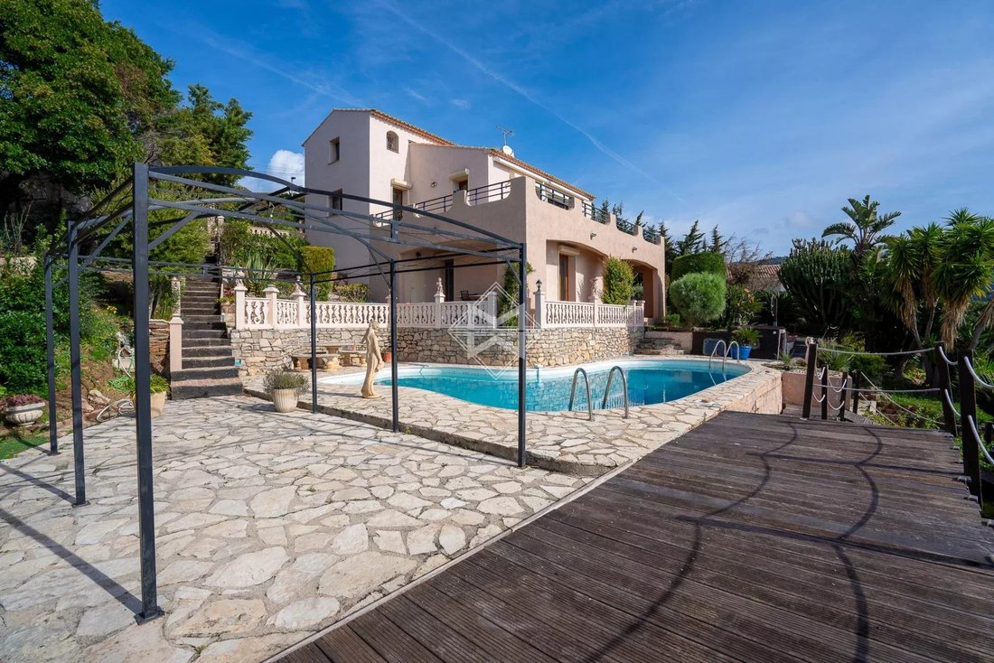 Villa in French Riviera, Provence-Alpes-Côte d'Azur, France 4 - 17408581