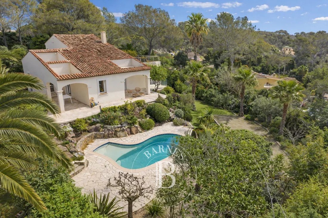 Villa in Valescure-Vaulongue-Clair Bois-Vallon Suveret, Saint-Raphaël, France 2 - 17416300
