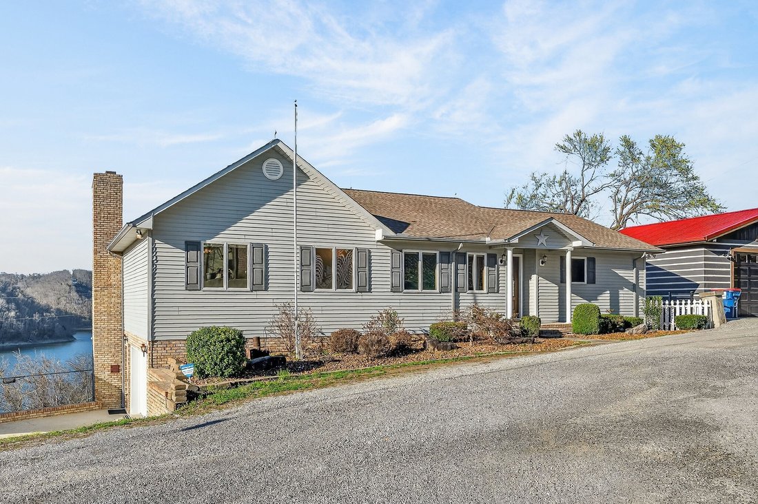 House in Sparta, Tennessee, United States 2 - 17409898