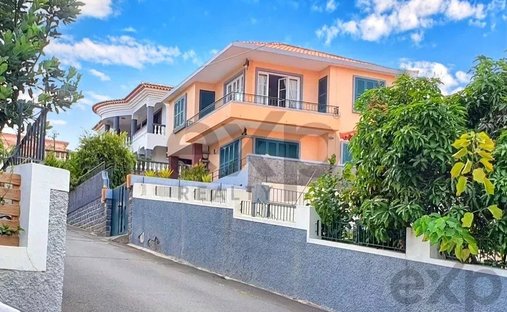 House in Sao Martinho, Madeira, Portugal 1