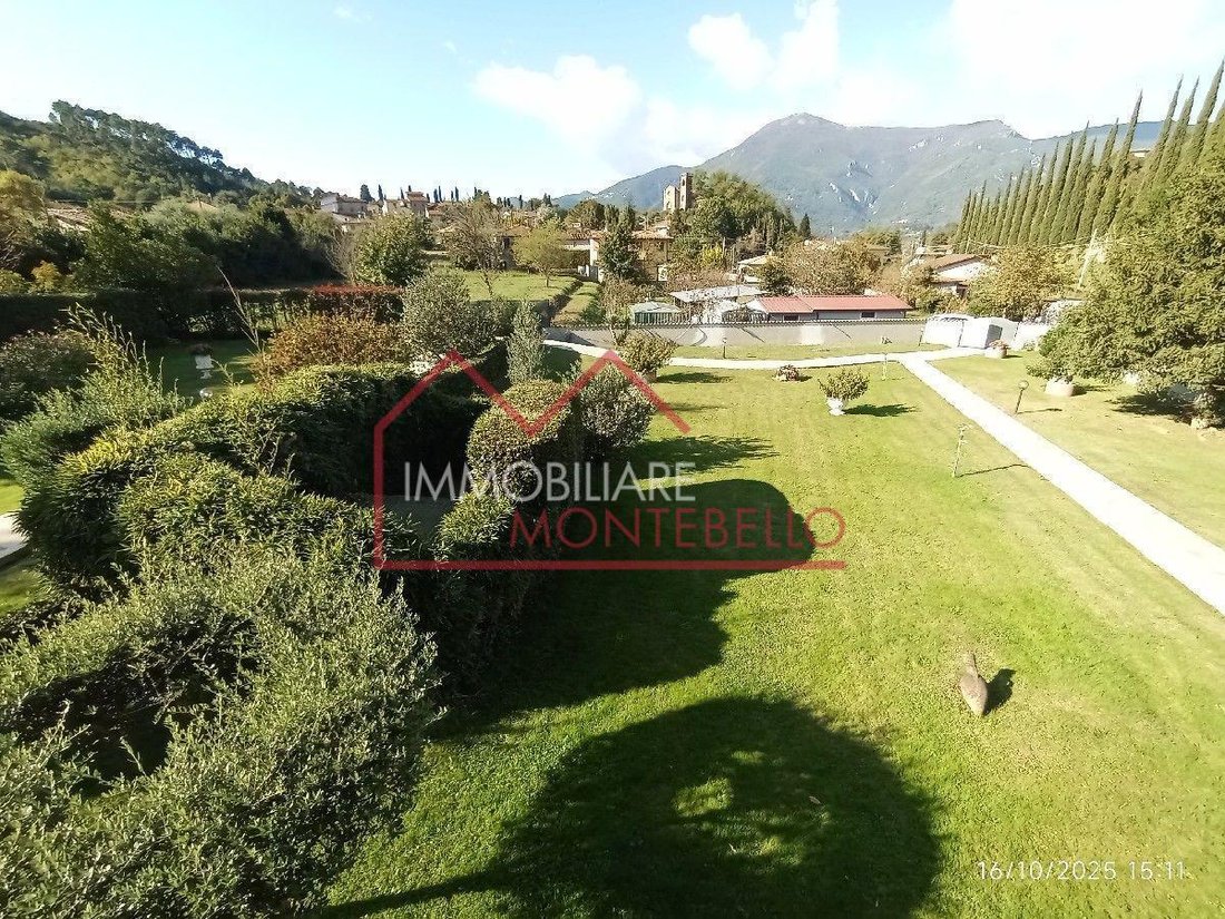 Villa in Camaiore, Tuscany, Italy 2 - 17410982