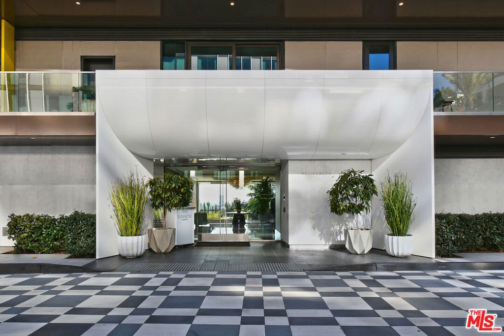 Condo in Los Angeles, California, United States 1 - 17410695
