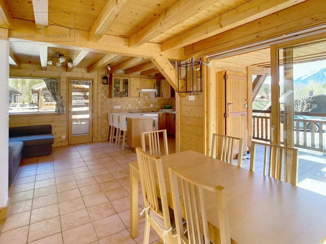 Chalet in Chamonix-Mont-Blanc, Auvergne-Rhône-Alpes, France 2 - 17381589