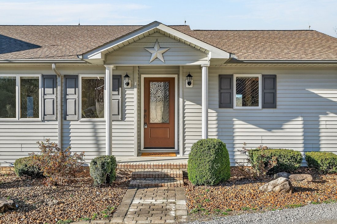 House in Sparta, Tennessee, United States 4 - 17409898