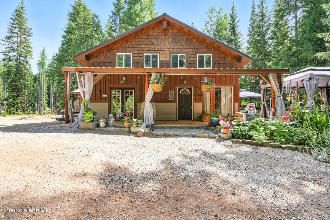 House in Sandpoint, Idaho, United States 1 - 17409474