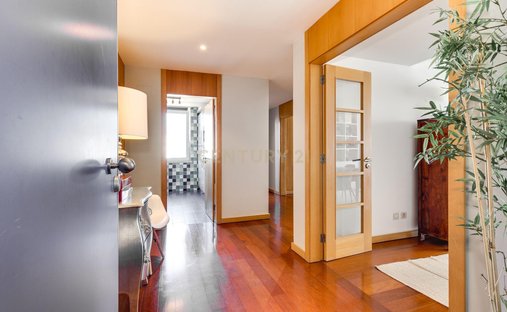 Apartment in Lumiar, Lisbon, Portugal 1
