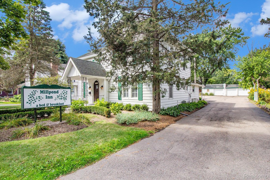 House in Clarkston, Michigan, United States 5 - 17285342