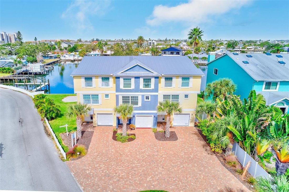 Townhouse in Indian Shores, Florida, United States 2 - 17410906