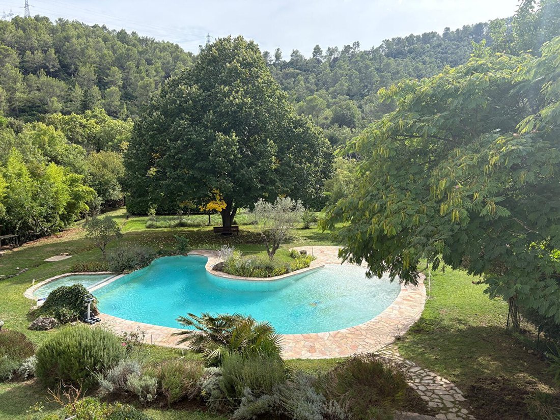 Villa in Méounes-lès-Montrieux, Provence-Alpes-Côte d'Azur, France 4 - 17414302