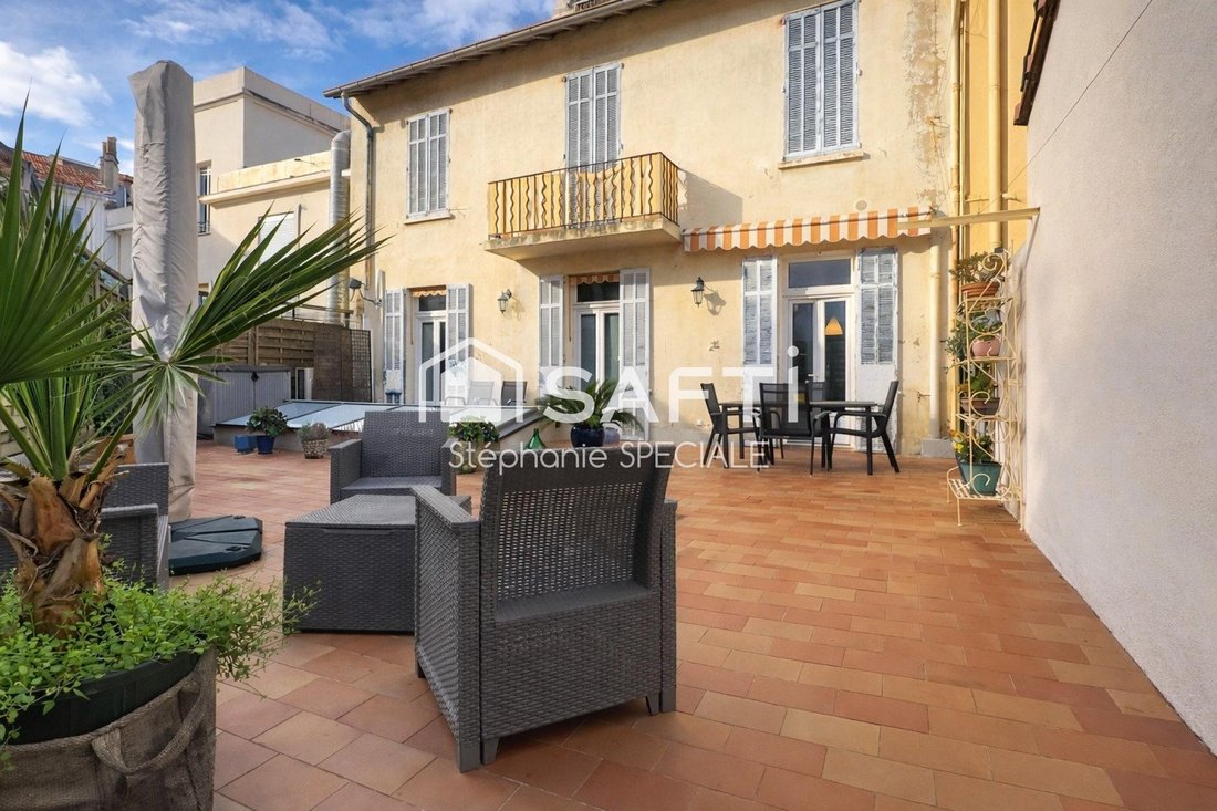 Apartment in Cannes, Provence-Alpes-Côte d'Azur, France 1 - 17409281