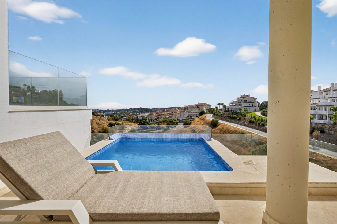 Apartamento en Nueva Andalucía, Marbella, España 1 - 17414436