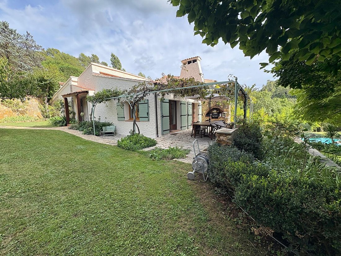Villa in Méounes-lès-Montrieux, Provence-Alpes-Côte d'Azur, France 3 - 17414302