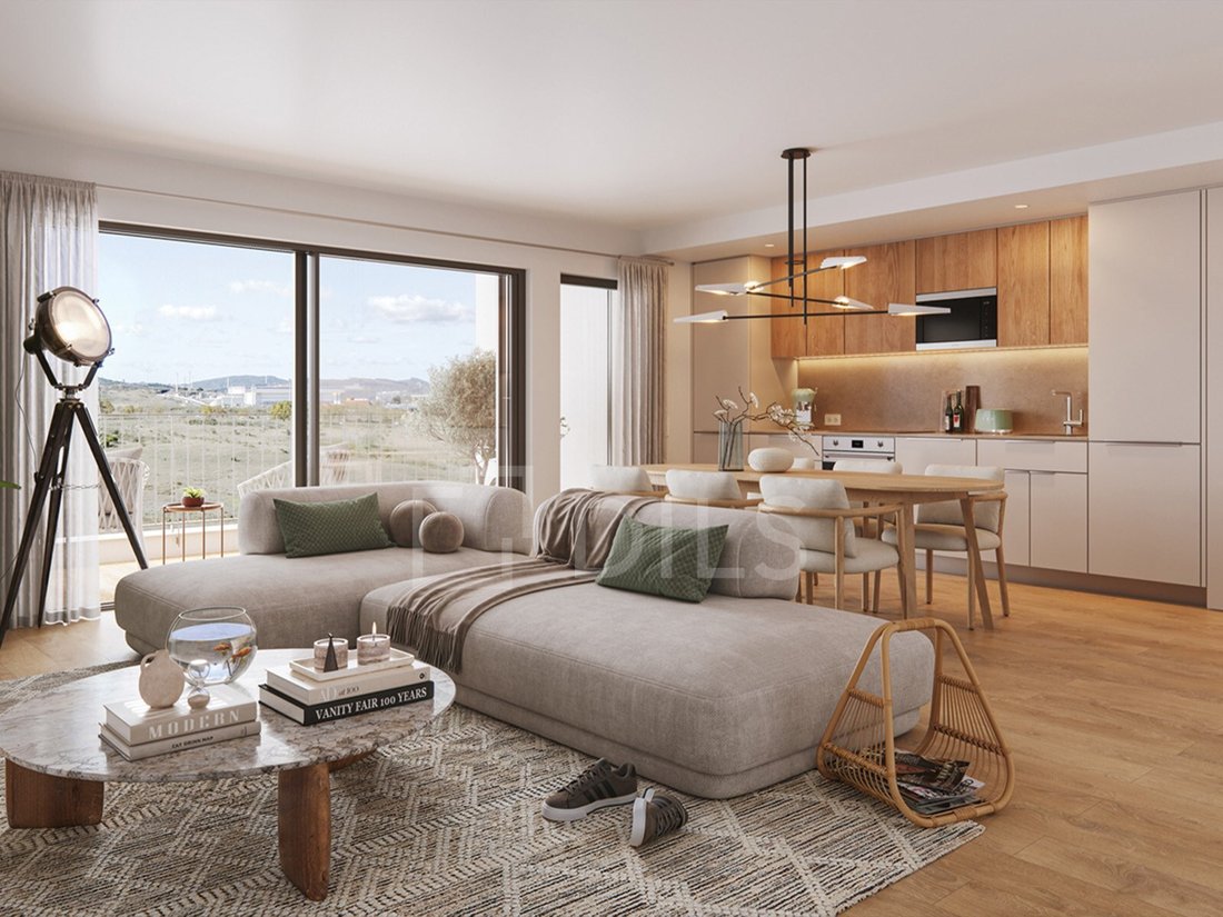 Apartment in Santo António dos Cavaleiros, Lisbon, Portugal 2 - 17408867